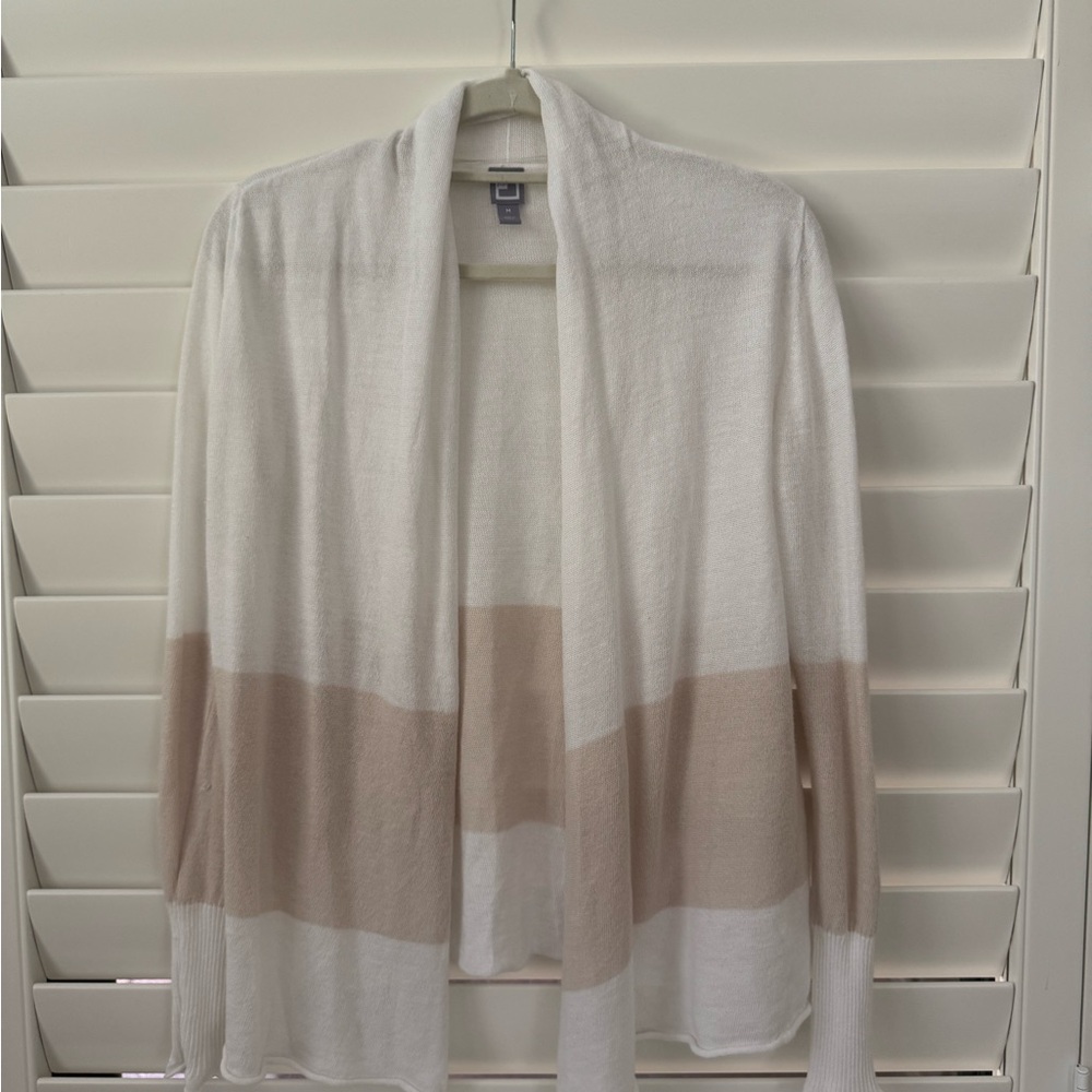JCPenney White and Tan Women's Cardigan